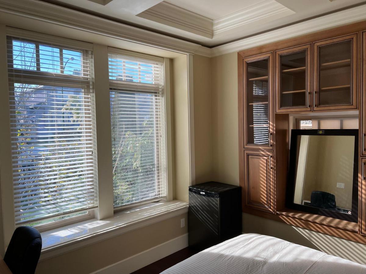 Mike'S Luxury House Apartment แวนคูเวอร์ ภายนอก รูปภาพ